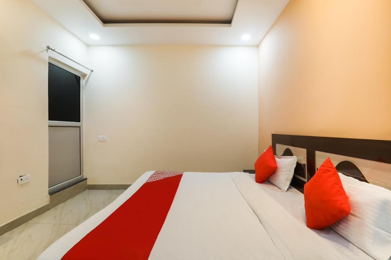 Oyo Flagship Krishna Regency Near Chaudhary Charan Singh International Airport Hotel Bijnaur Exterior photo